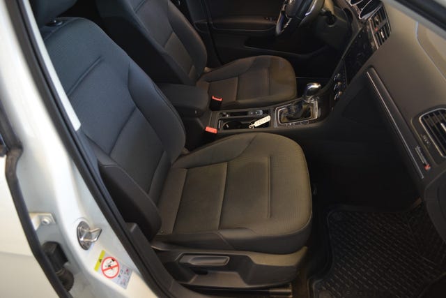 2019 VOLKSWAGEN GOLF - 11