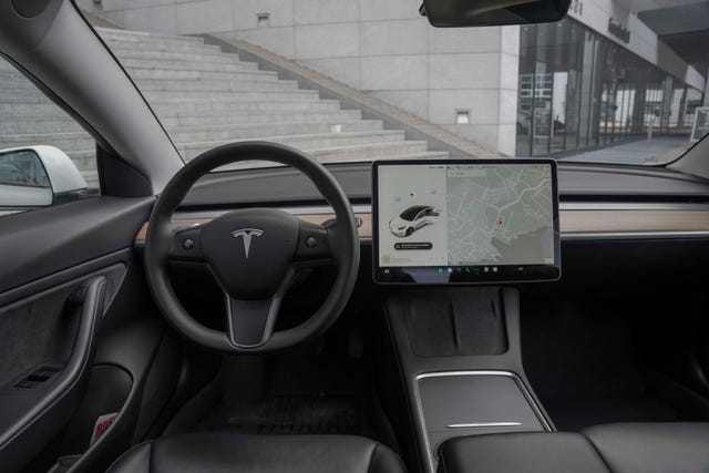 2021 TESLA MODEL 3 - 21