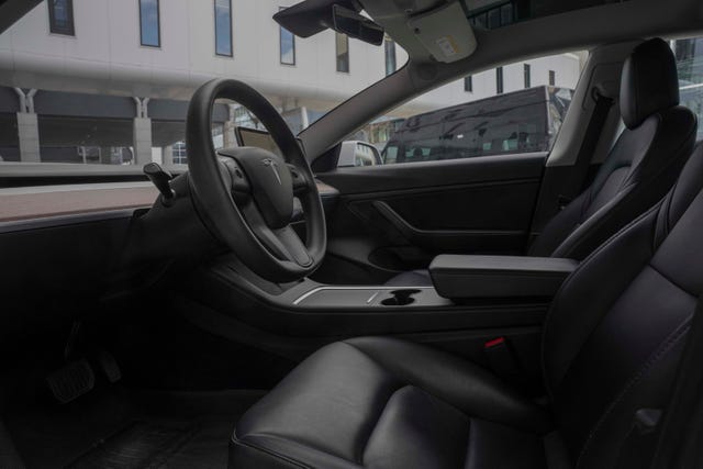 2021 TESLA MODEL 3 - 17