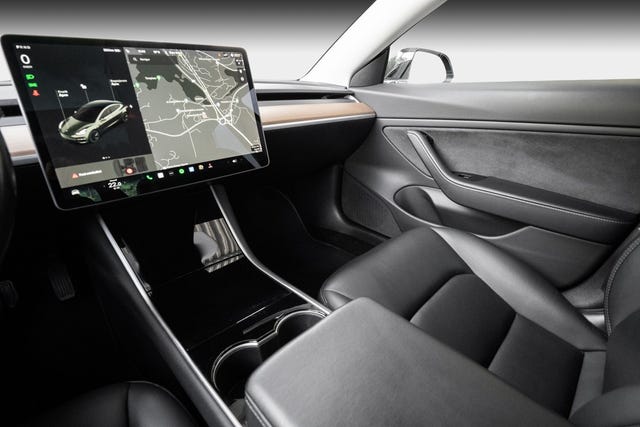 2019 TESLA MODEL 3 - 17
