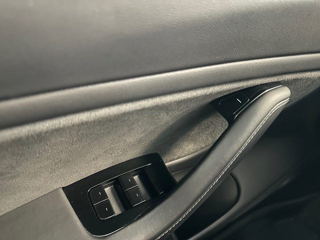 2019 TESLA MODEL 3 - 33
