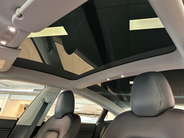 2019 TESLA MODEL 3 - 35