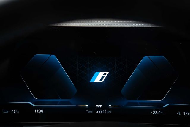 2022 BMW I4 M50 - 11