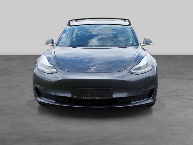 5YJ3E7EBXKF214743 2019 TESLA MODEL 3-1
