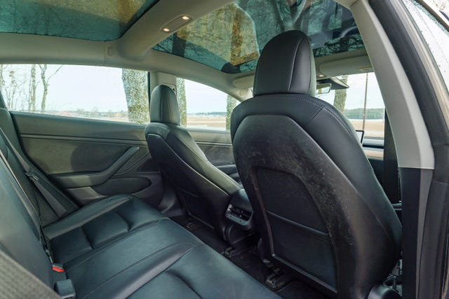 2019 TESLA MODEL 3 - 14
