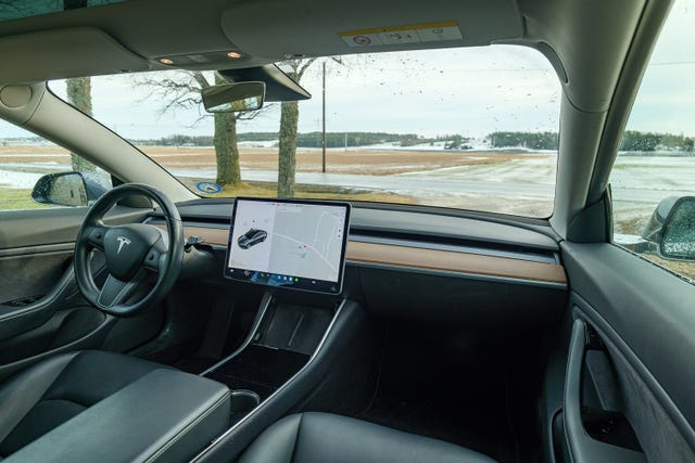 2019 TESLA MODEL 3 - 12