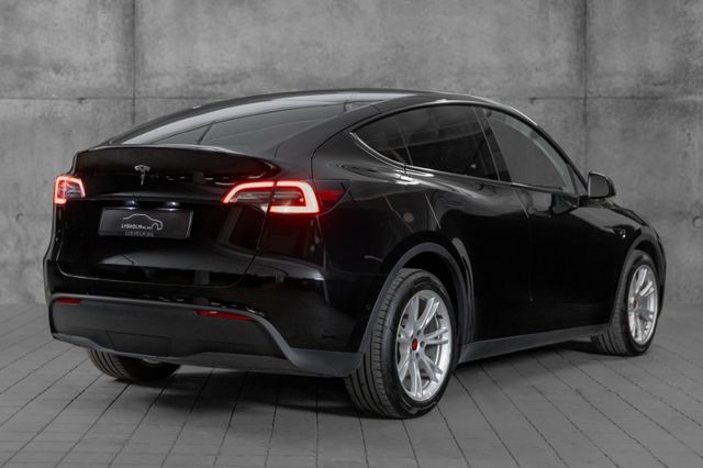 LRWYGCEK6NC340833 2022 TESLA MODEL Y-4