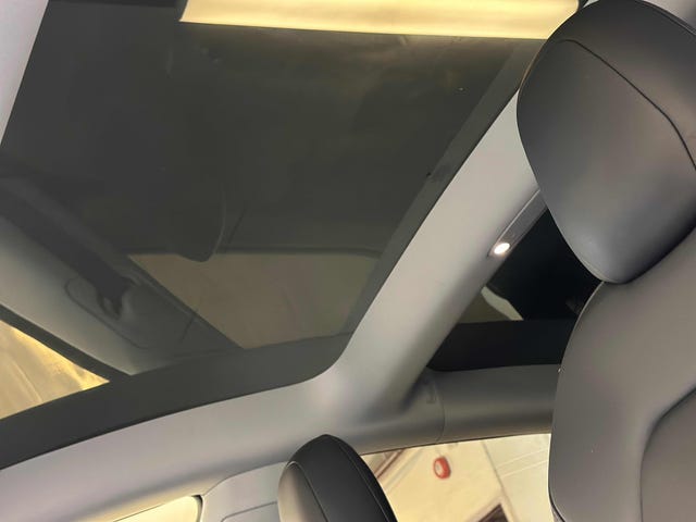 2021 TESLA MODEL 3 - 31