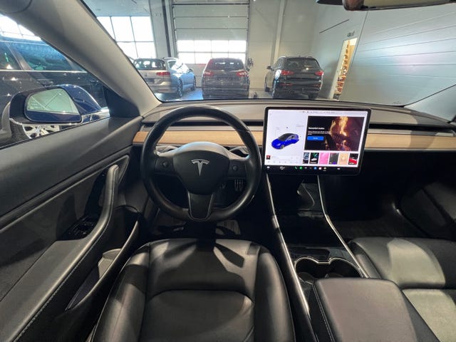 2019 TESLA MODEL 3 - 34