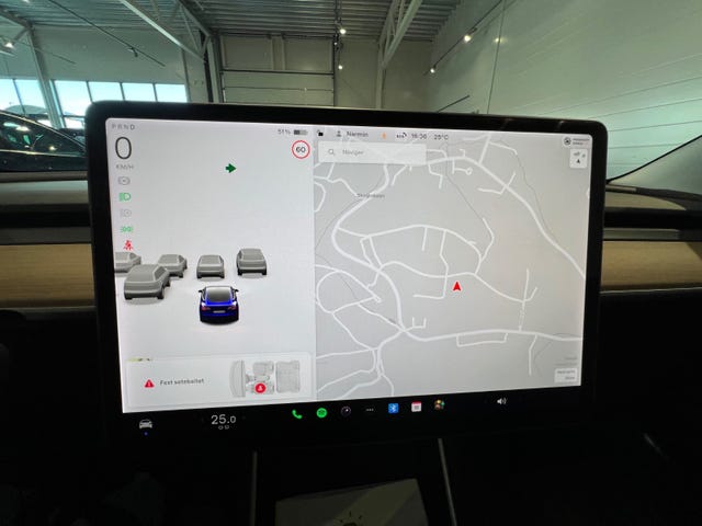 2019 TESLA MODEL 3 - 43