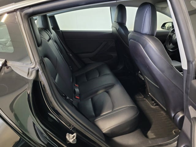 2019 TESLA MODEL 3 - 19