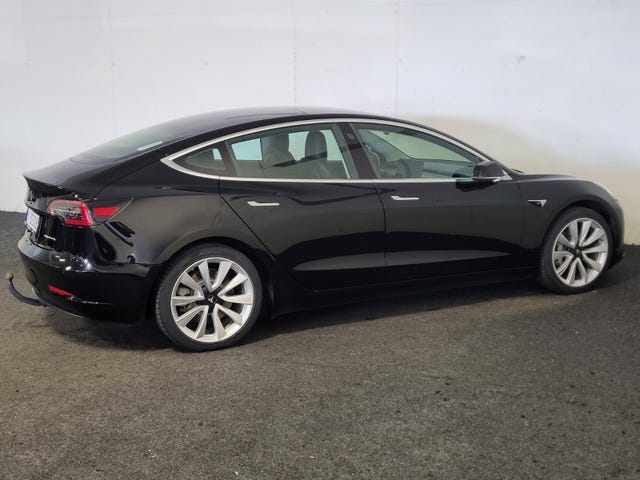 5YJ3E7EB9KF341676 2019 TESLA MODEL 3-5