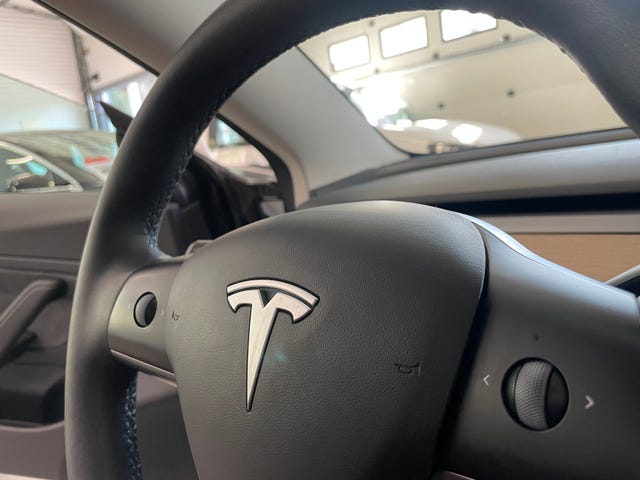 2021 TESLA MODEL 3 - 17