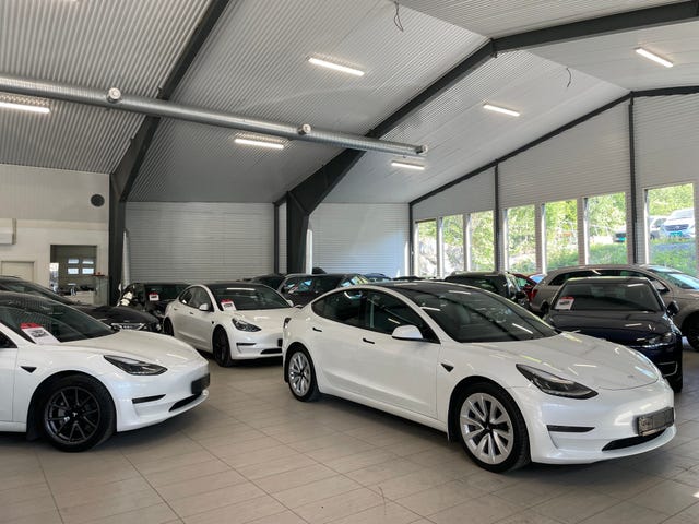 2021 TESLA MODEL 3 - 11