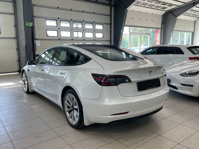 2021 TESLA MODEL 3 - 8