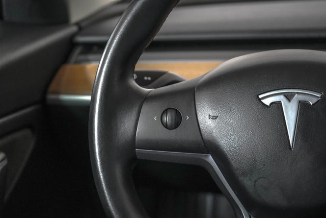 2019 TESLA MODEL 3 - 17