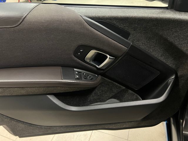 2017 BMW I3 - 32
