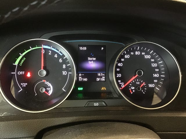 2019 VOLKSWAGEN GOLF - 10