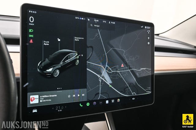 2019 TESLA MODEL 3 - 23