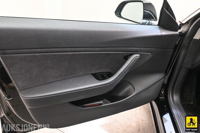 2019 TESLA MODEL 3 - 7