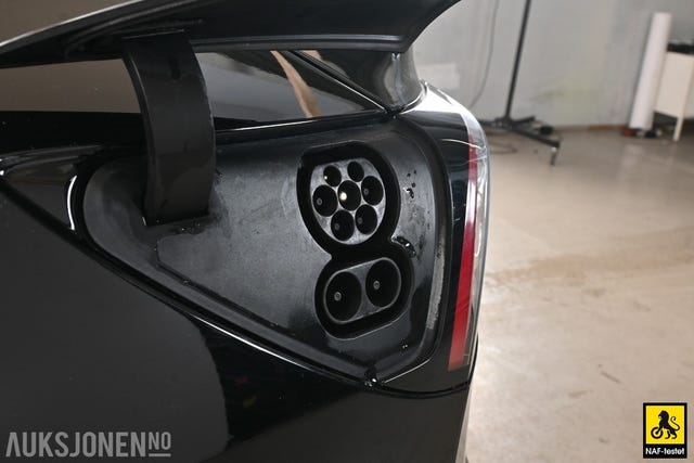2019 TESLA MODEL 3 - 46