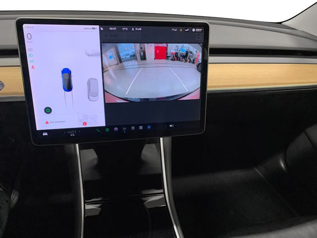 2019 TESLA MODEL 3 - 9