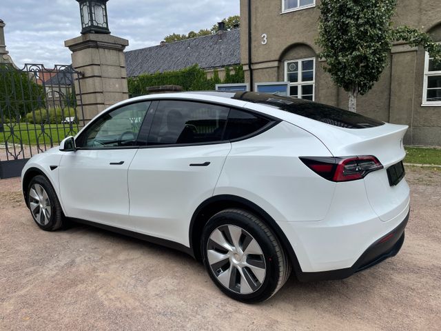 XP7YGCEK1PB044321 2023 TESLA MODEL Y-3