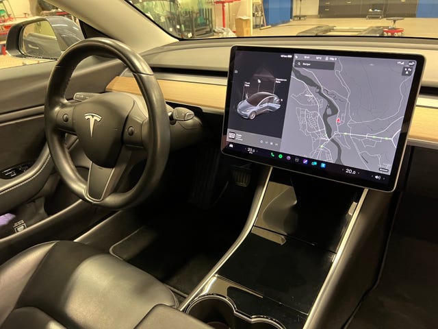 2019 TESLA MODEL 3 - 18