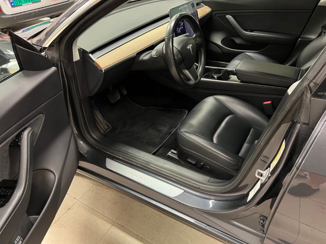 2019 TESLA MODEL 3 - 17
