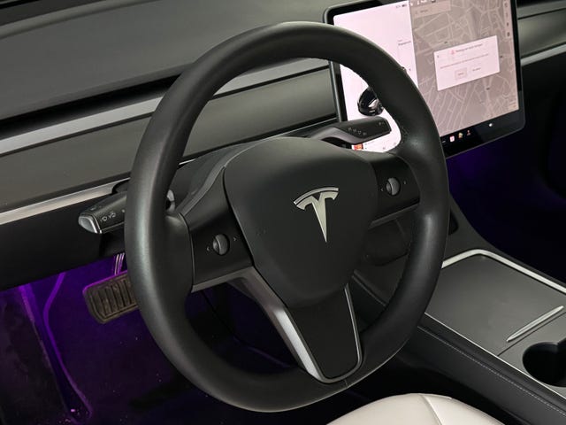 2021 TESLA MODEL 3 - 8