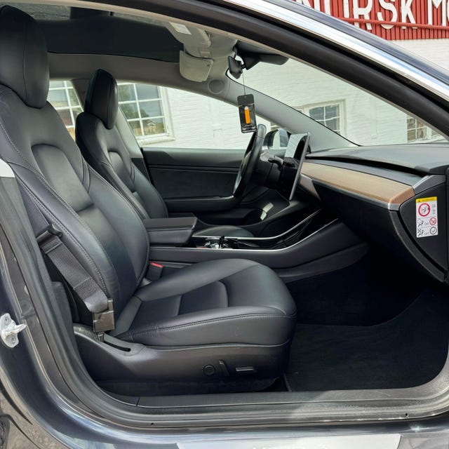 2019 TESLA MODEL 3 - 22