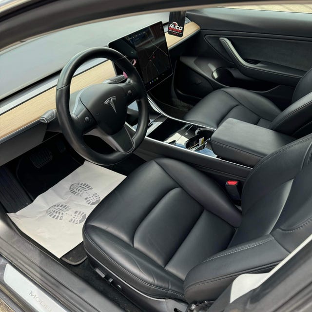 2019 TESLA MODEL 3 - 19