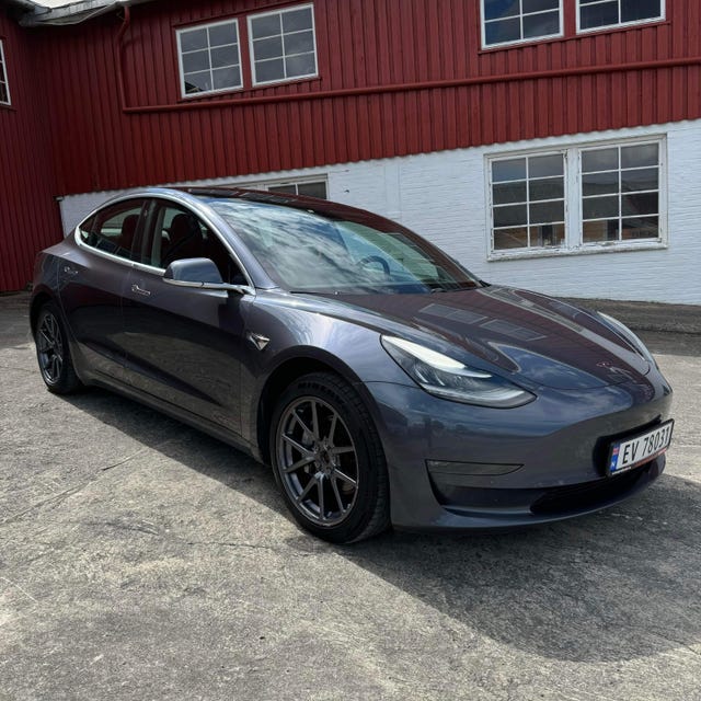 2019 TESLA MODEL 3 - 11