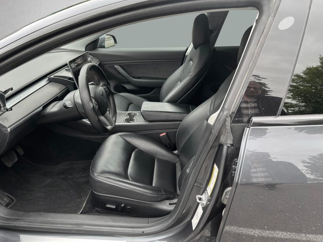 2019 TESLA MODEL 3 - 10