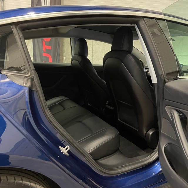 2019 TESLA MODEL 3 - 16