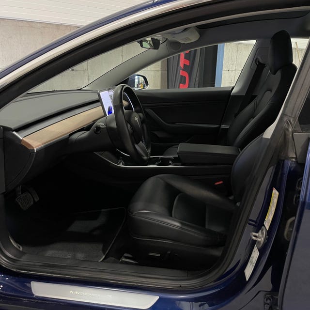 2019 TESLA MODEL 3 - 23
