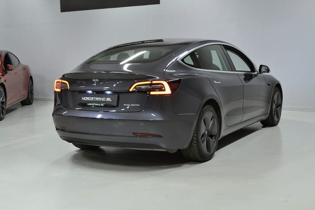 2019 TESLA MODEL 3 - 11