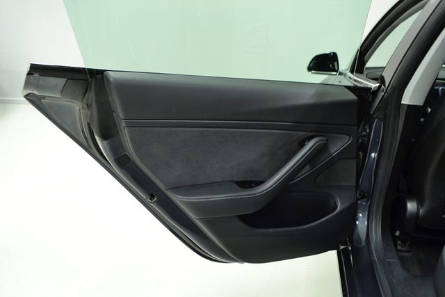 2019 TESLA MODEL 3 - 19