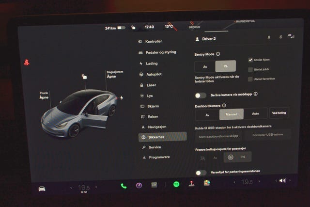 2019 TESLA MODEL 3 - 37