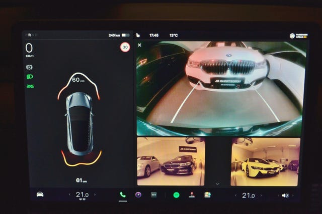 2019 TESLA MODEL 3 - 46