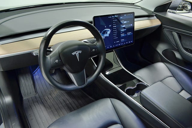 2019 TESLA MODEL 3 - 23