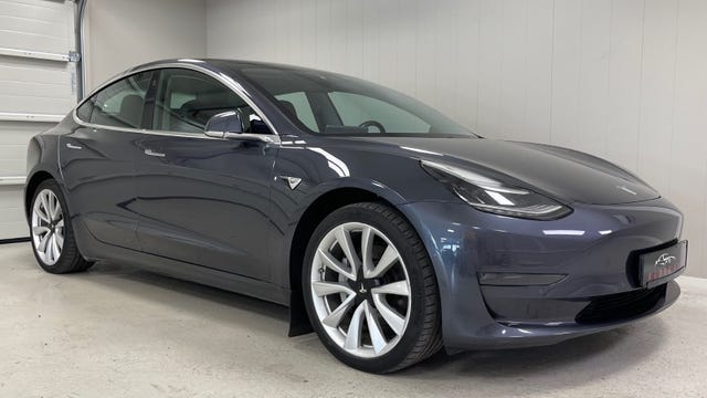 2019 TESLA MODEL 3 - 8