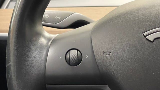 2019 TESLA MODEL 3 - 29