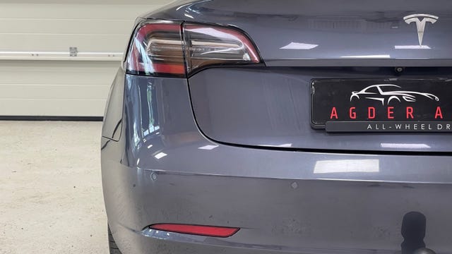 2019 TESLA MODEL 3 - 16