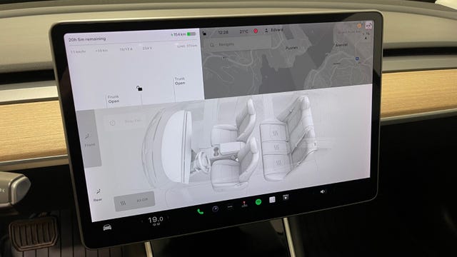 2019 TESLA MODEL 3 - 42