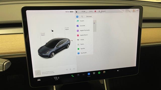 2019 TESLA MODEL 3 - 39