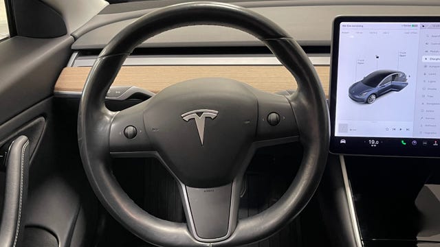 2019 TESLA MODEL 3 - 27