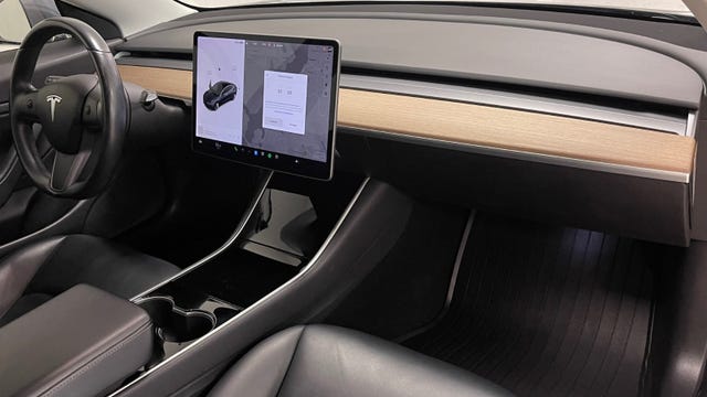 2019 TESLA MODEL 3 - 17
