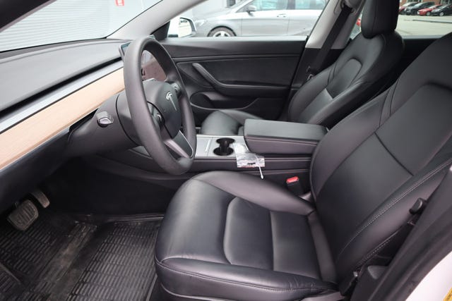 5YJ3E7EB8MF832100 2021 TESLA MODEL 3-5