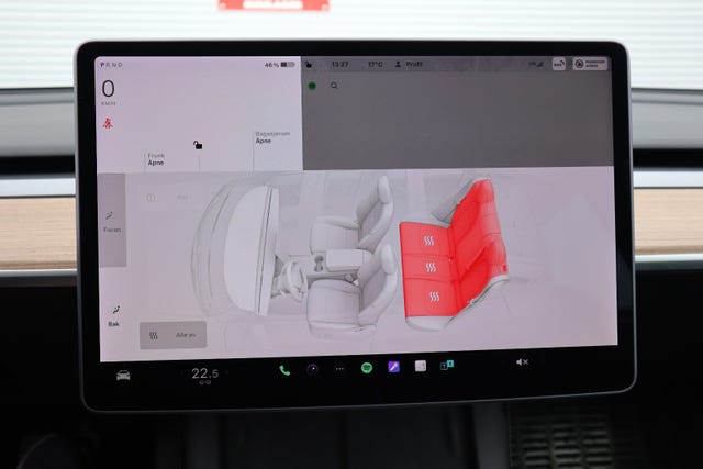 2021 TESLA MODEL 3 - 21